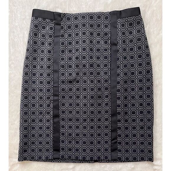 NWT New York & Company Geometric Print Pencil Skirt with Ribbon Detailing - Picture 1 of 10